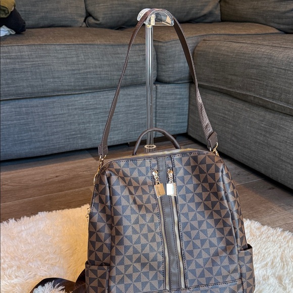 Geometric Pattern Brown Backpack - Picture 3 of 6